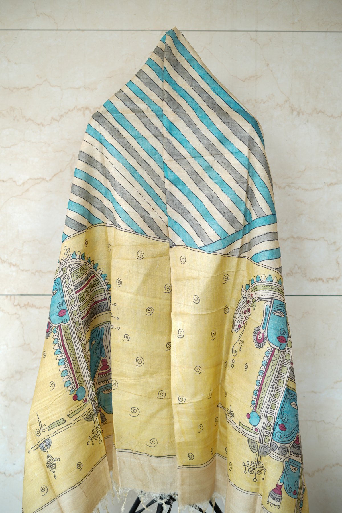Hand-drawn cloth in the Kalamkari idiom