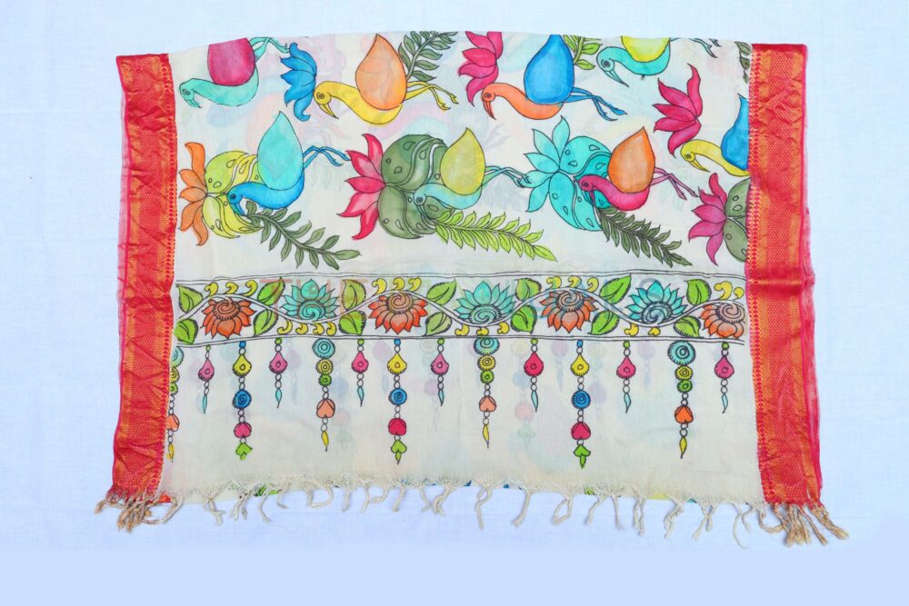 Off-white hand painted pen kalamakari Chanderi Silk cotton Duppatta